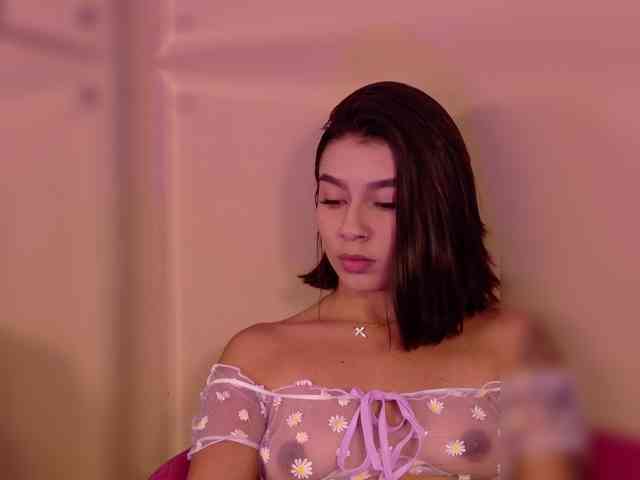 Alyssa-Ray Alyssa-Ray