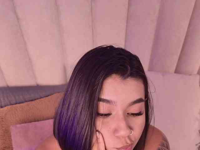 Alyssa-Ray Alyssa-Ray