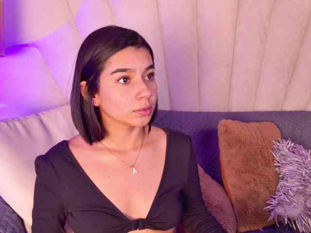 Alyssa-Ray Alyssa-Ray