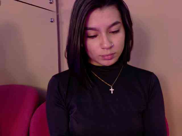 Alyssa-Ray Alyssa-Ray