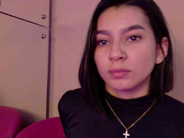 Alyssa-Ray webcam