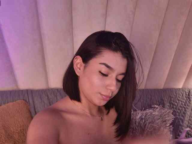 Alyssa-Ray Alyssa-Ray