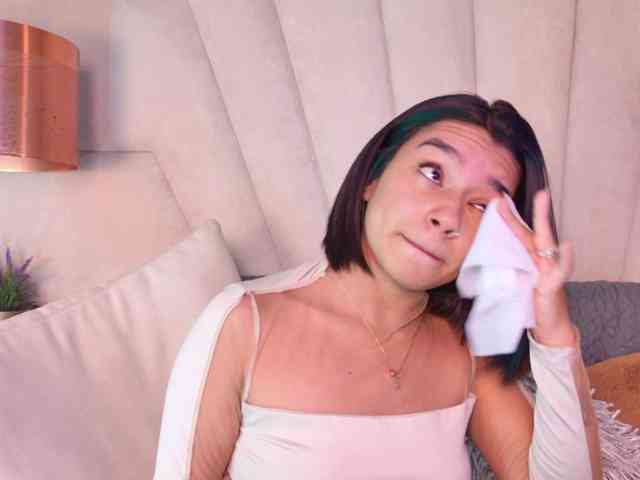 Alyssa-Ray Alyssa-Ray