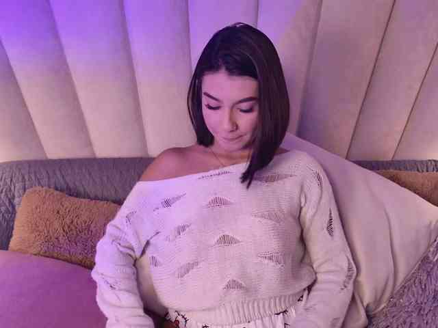 Alyssa-Ray Alyssa-Ray