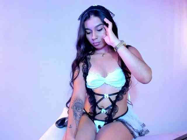 Alyssa-Ray webcam