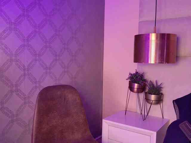 Alyssa-Ray Alyssa-Ray