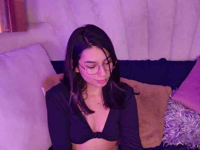 Alyssa-Ray Alyssa-Ray