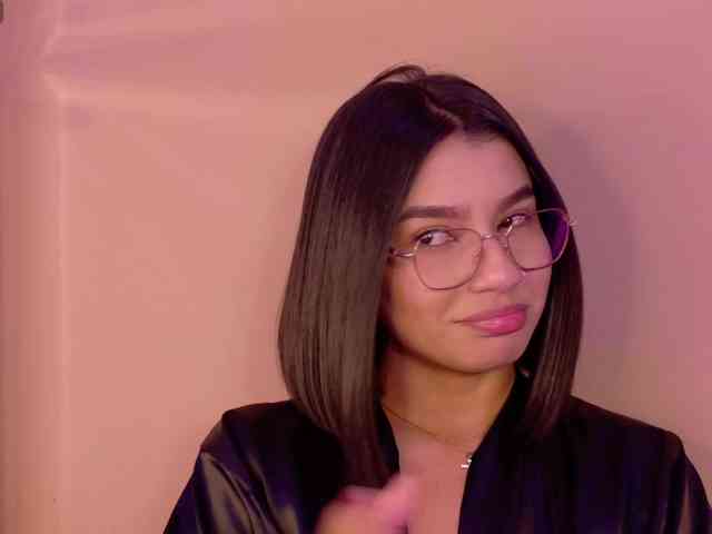 Alyssa-Ray Alyssa-Ray