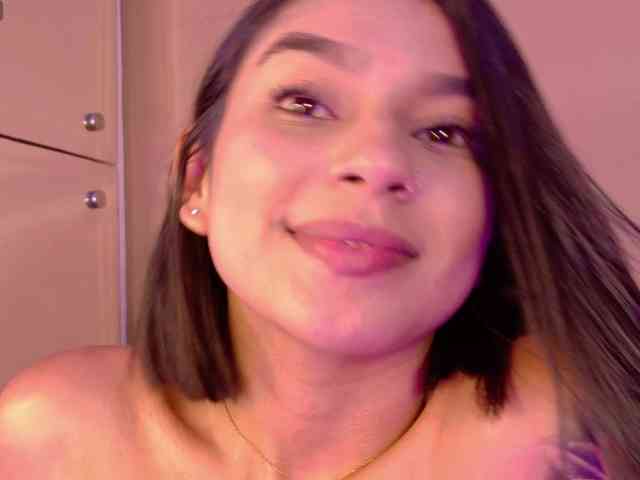 Alyssa-Ray Alyssa-Ray