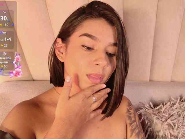 Alyssa-Ray Alyssa-Ray