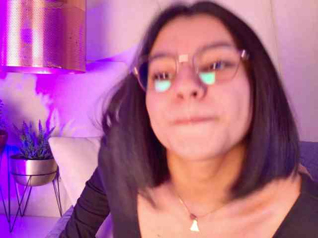 Alyssa-Ray Alyssa-Ray