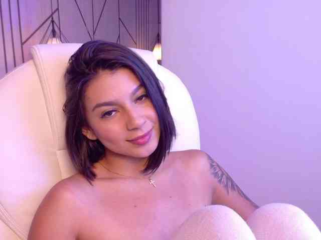 Alyssa-Ray Alyssa-Ray