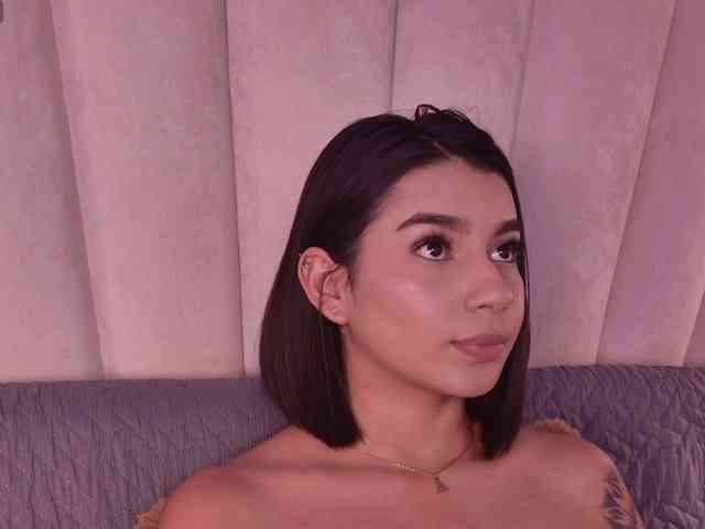 Alyssa-Ray Alyssa-Ray