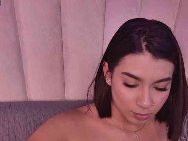 Alyssa-Ray Alyssa-Ray