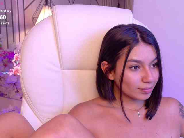 Alyssa-Ray Live Webcam on BongaCams