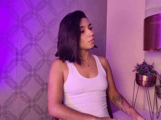 Alyssa-Ray Alyssa-Ray