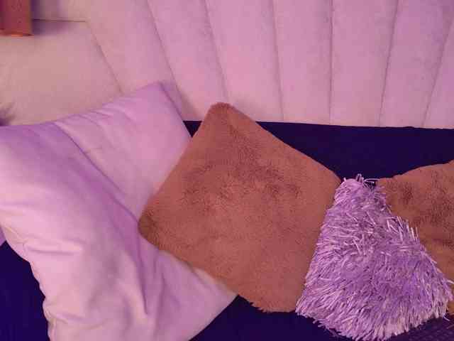 Alyssa-Ray Alyssa-Ray