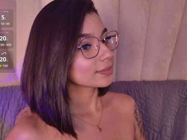 Alyssa-Ray Alyssa-Ray