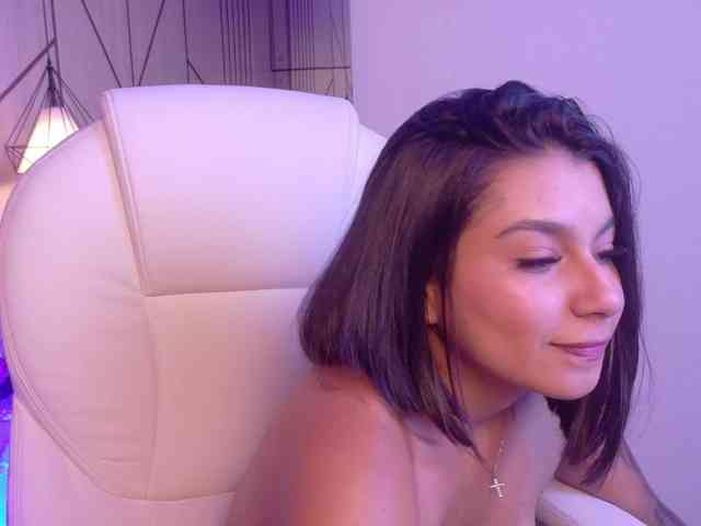 Alyssa-Ray webcam