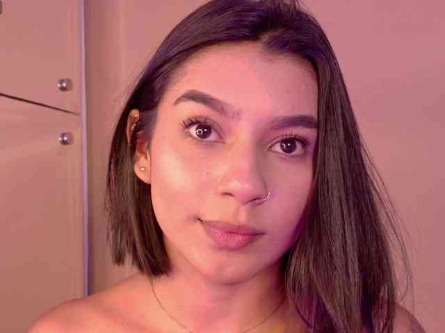 Alyssa-Ray Alyssa-Ray