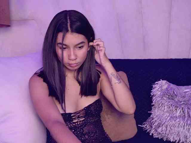 Alyssa-Ray Alyssa-Ray