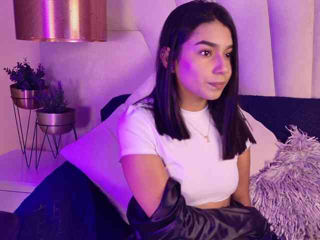 Alyssa-Ray Alyssa-Ray