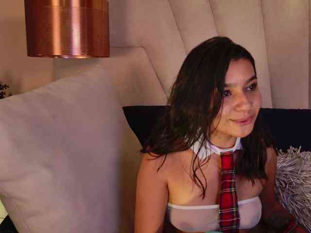 Alyssa-Ray Alyssa-Ray