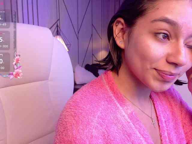 Alyssa-Ray Live Webcam on BongaCams