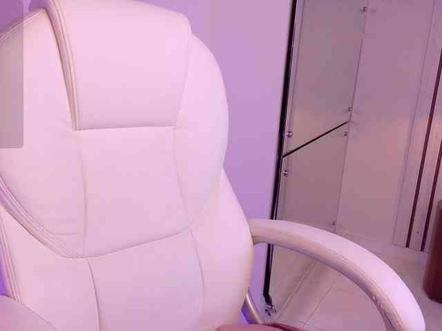 Alyssa-Ray Alyssa-Ray