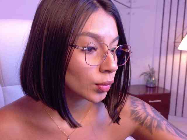 free webcam site Alyssa-Ray