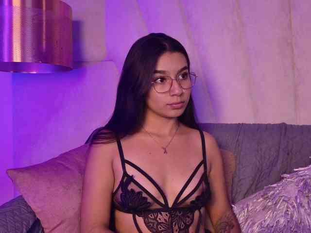 Alyssa-Ray Alyssa-Ray