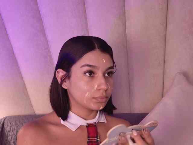 Alyssa-Ray Alyssa-Ray