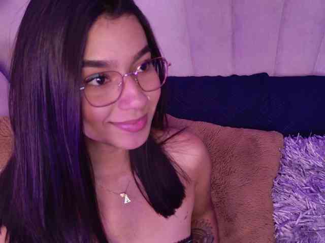 Alyssa-Ray Alyssa-Ray