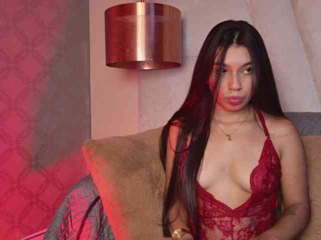 Alyssa-Ray webcam