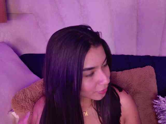 Alyssa-Ray Alyssa-Ray