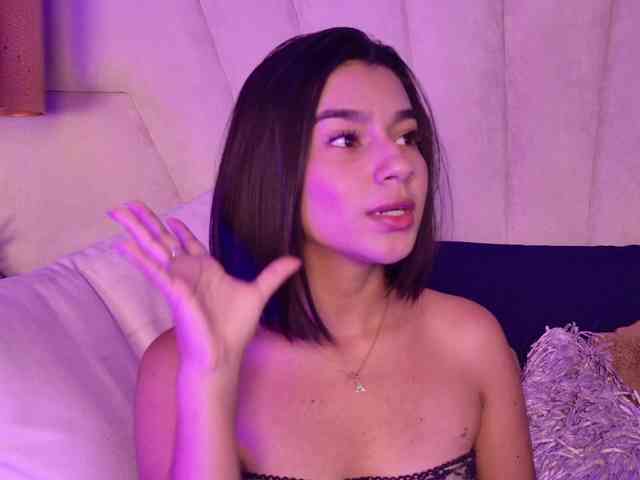 Alyssa-Ray Alyssa-Ray