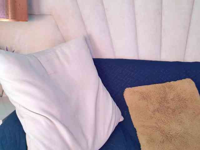 Alyssa-Ray Alyssa-Ray