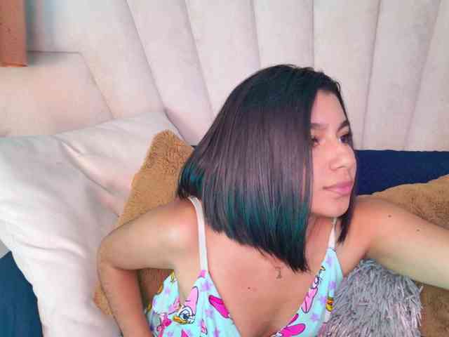 Alyssa-Ray Alyssa-Ray