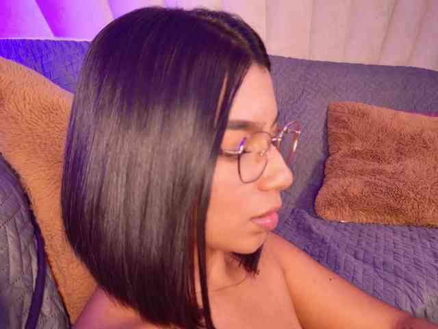 Alyssa-Ray Alyssa-Ray