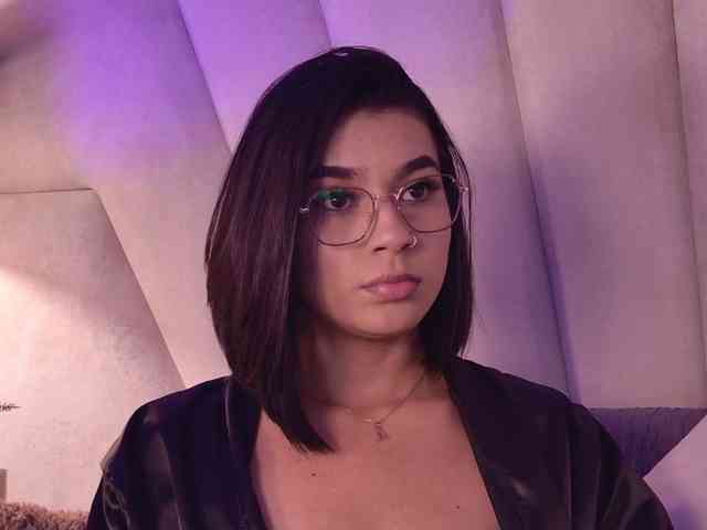 Alyssa-Ray Alyssa-Ray