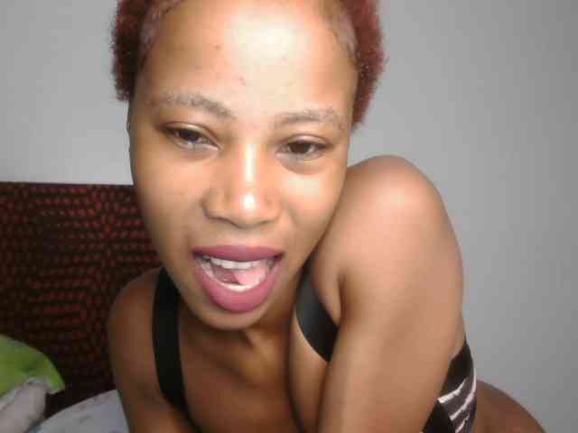 Pretyass webcam