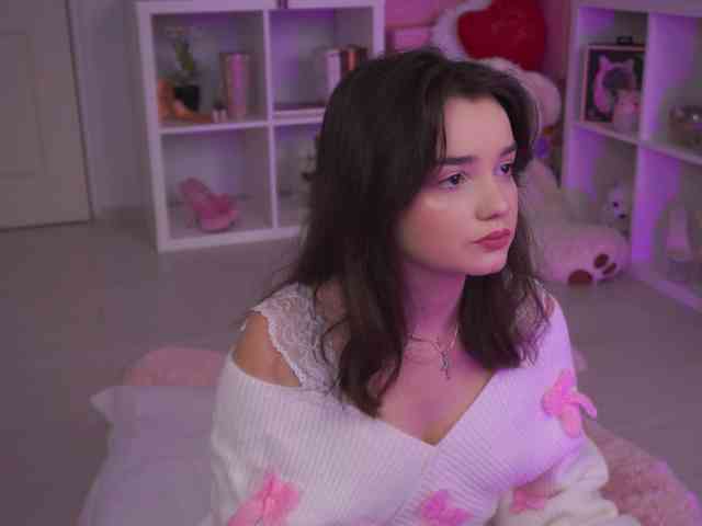AryaStarky webcam