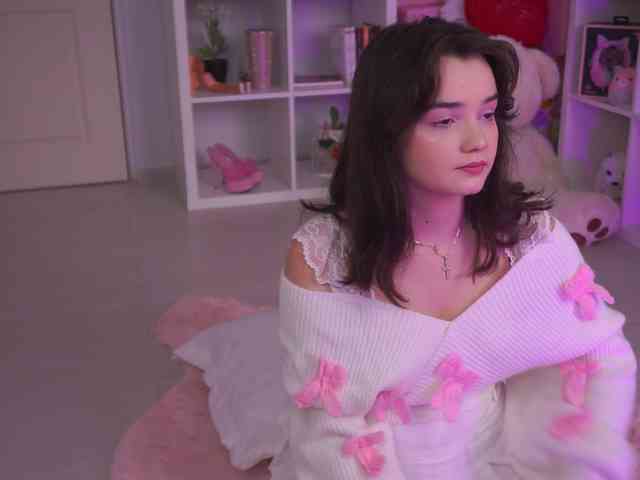 AryaStarky webcam