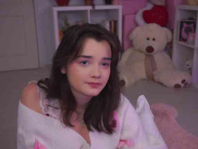 AryaStarky webcam