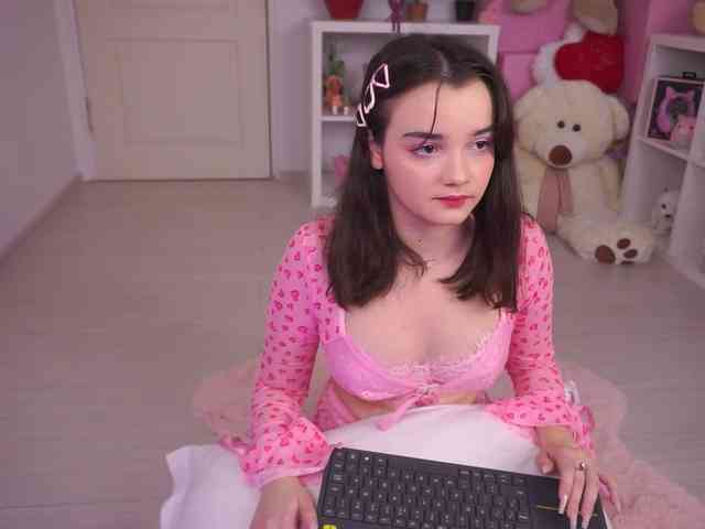 AryaStarky webcam