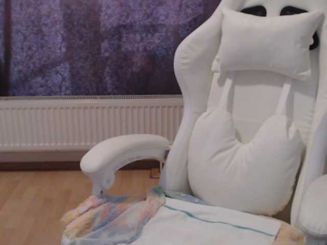 MissyDior's BongaCams show and profile