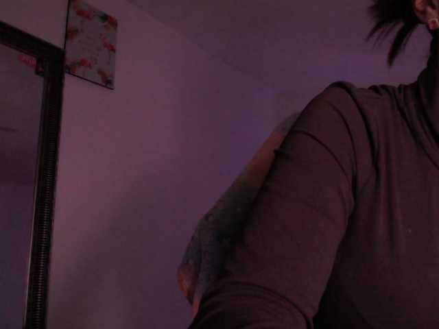 MissyDior's BongaCams show and profile