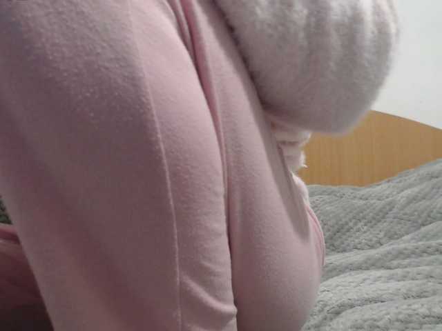 MissyDior's BongaCams show and profile