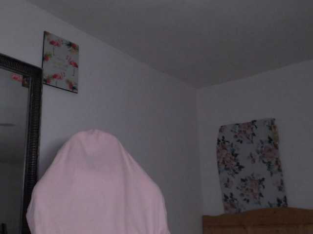 MissyDior's BongaCams show and profile