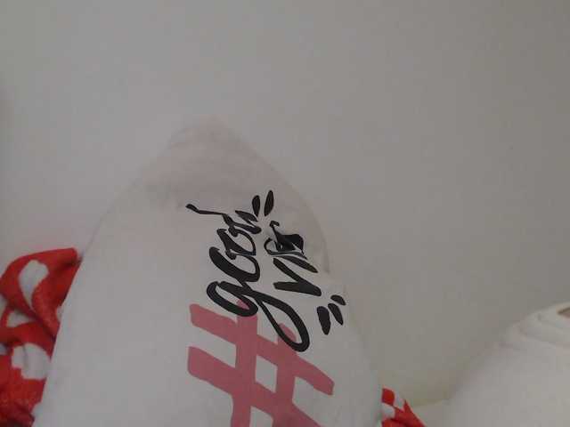 MissyDior's BongaCams show and profile